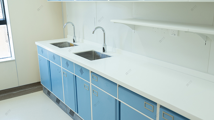 Dental Consulting Room