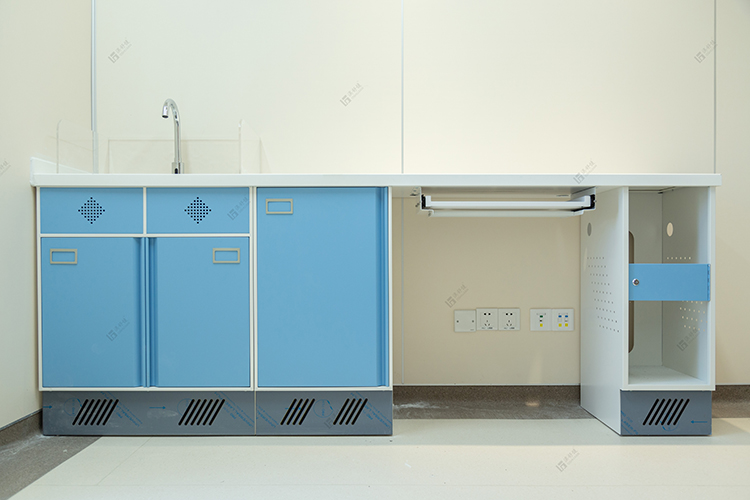 Dental Consulting Room