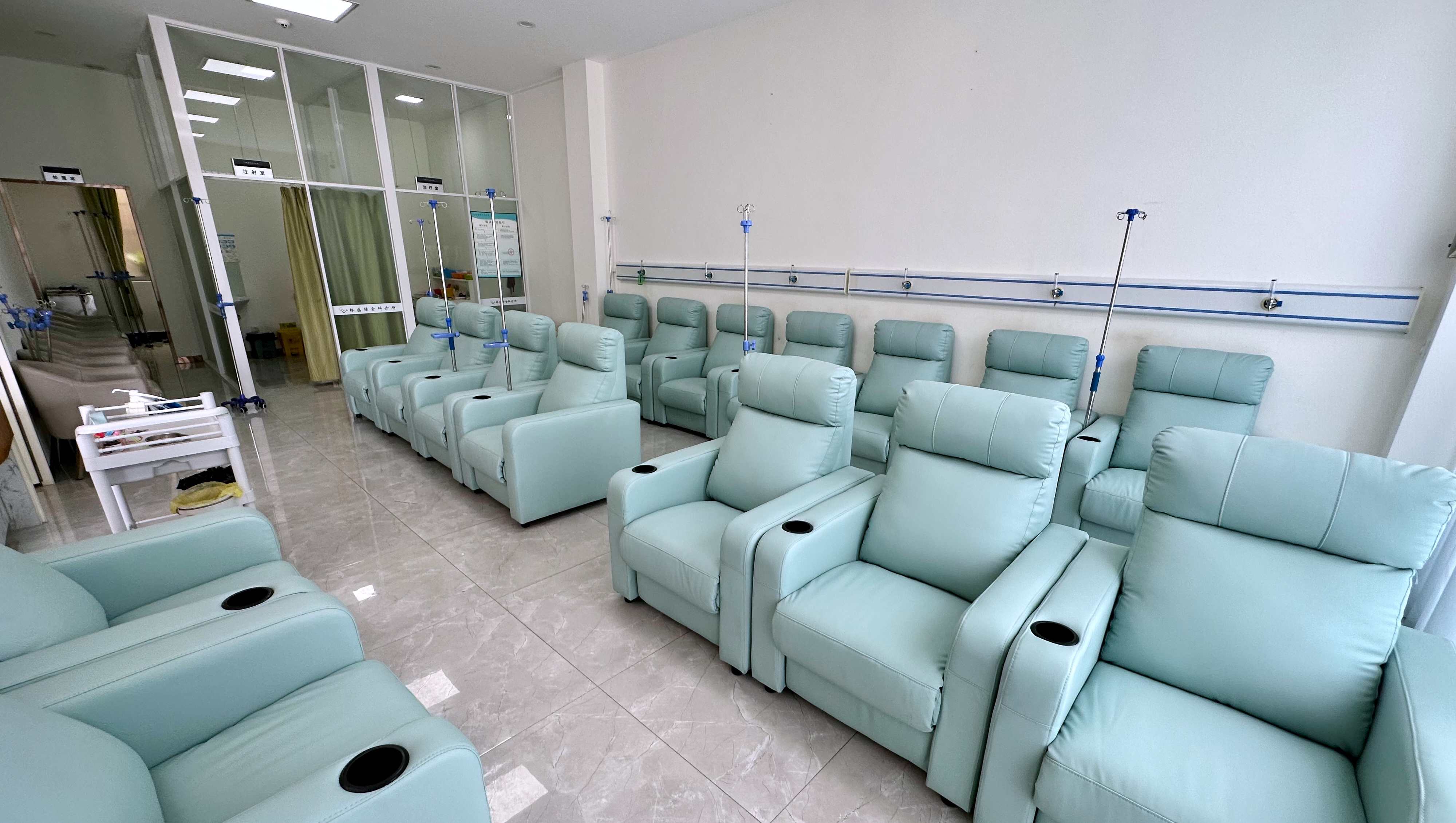 infusion chairs 