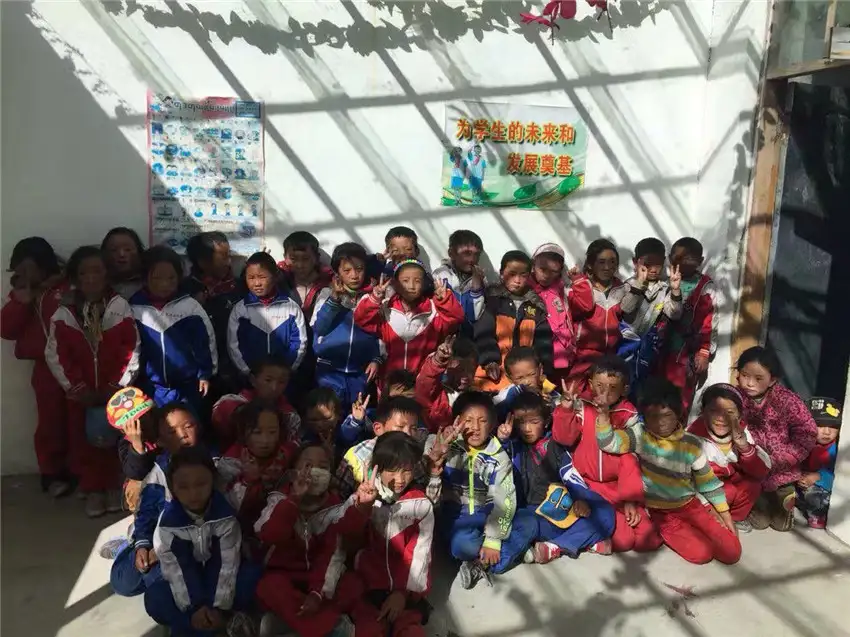 2017 Tibetan Caring Clothes Donation Event 