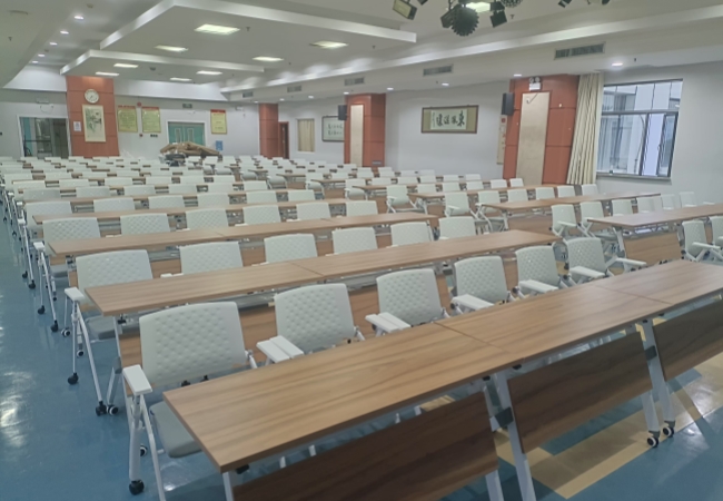 Lecong Hospital Training Room, China.